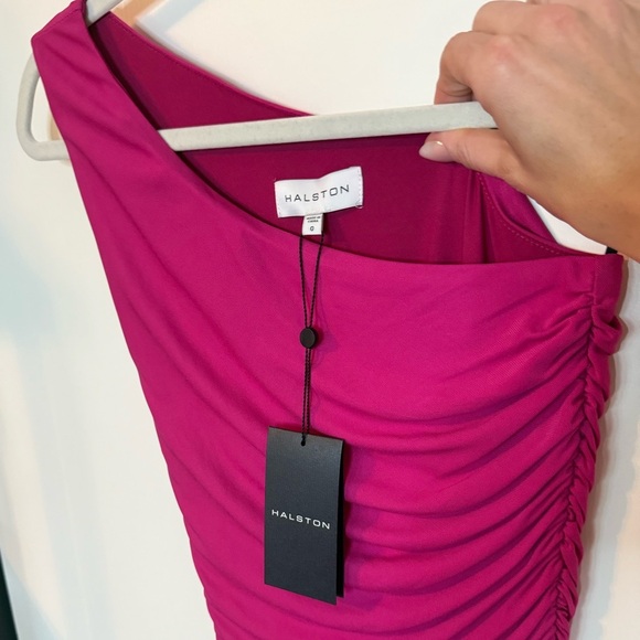 Halston NWT Malia One-Shoulder Matte Jersey Evening Gown Dress in Berry- Size 0 - Picture 10 of 12